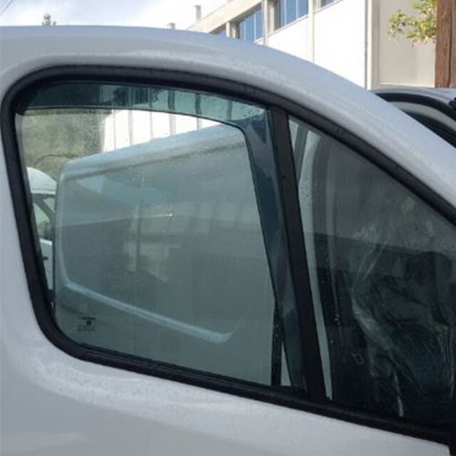 [31WD-VIV] Wind deflector side Opel Vivaro 2001 - 2014